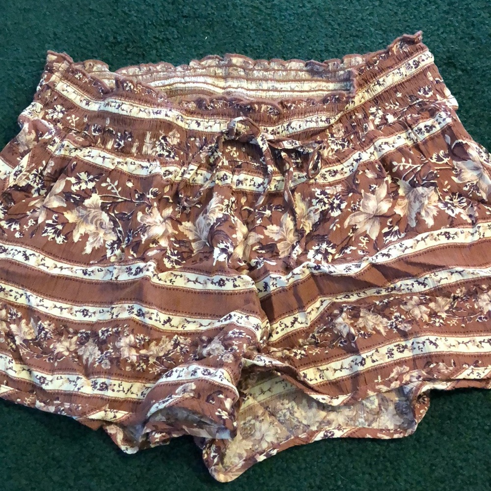 American Eagle Floral Shorts
